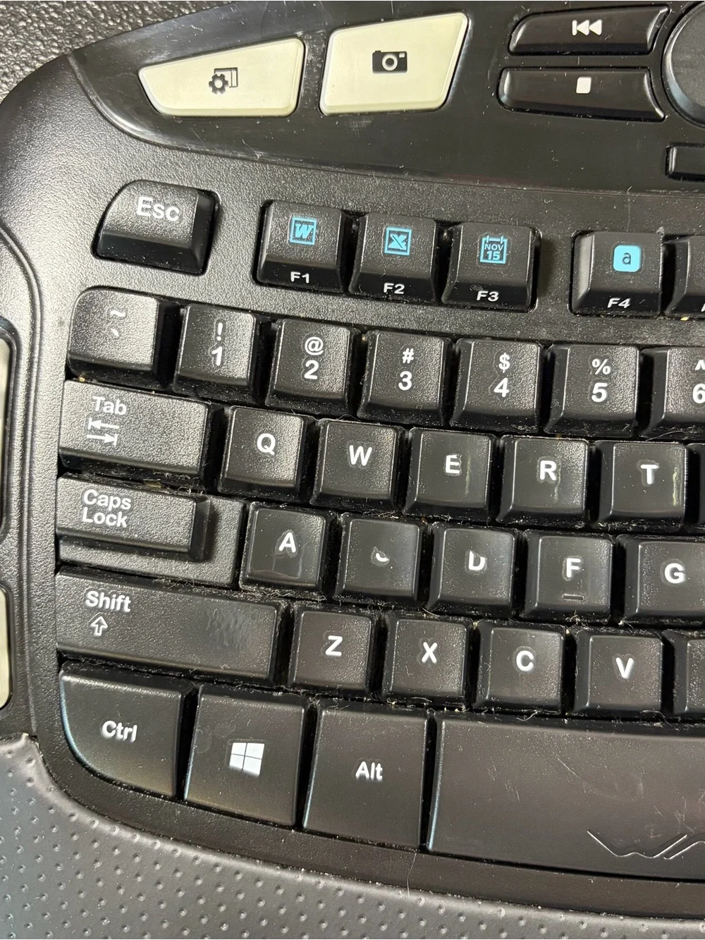 Logitch K350 Keyboard w/New Dongle & Keyboard Feet Comfort Wave Wireless-Tested